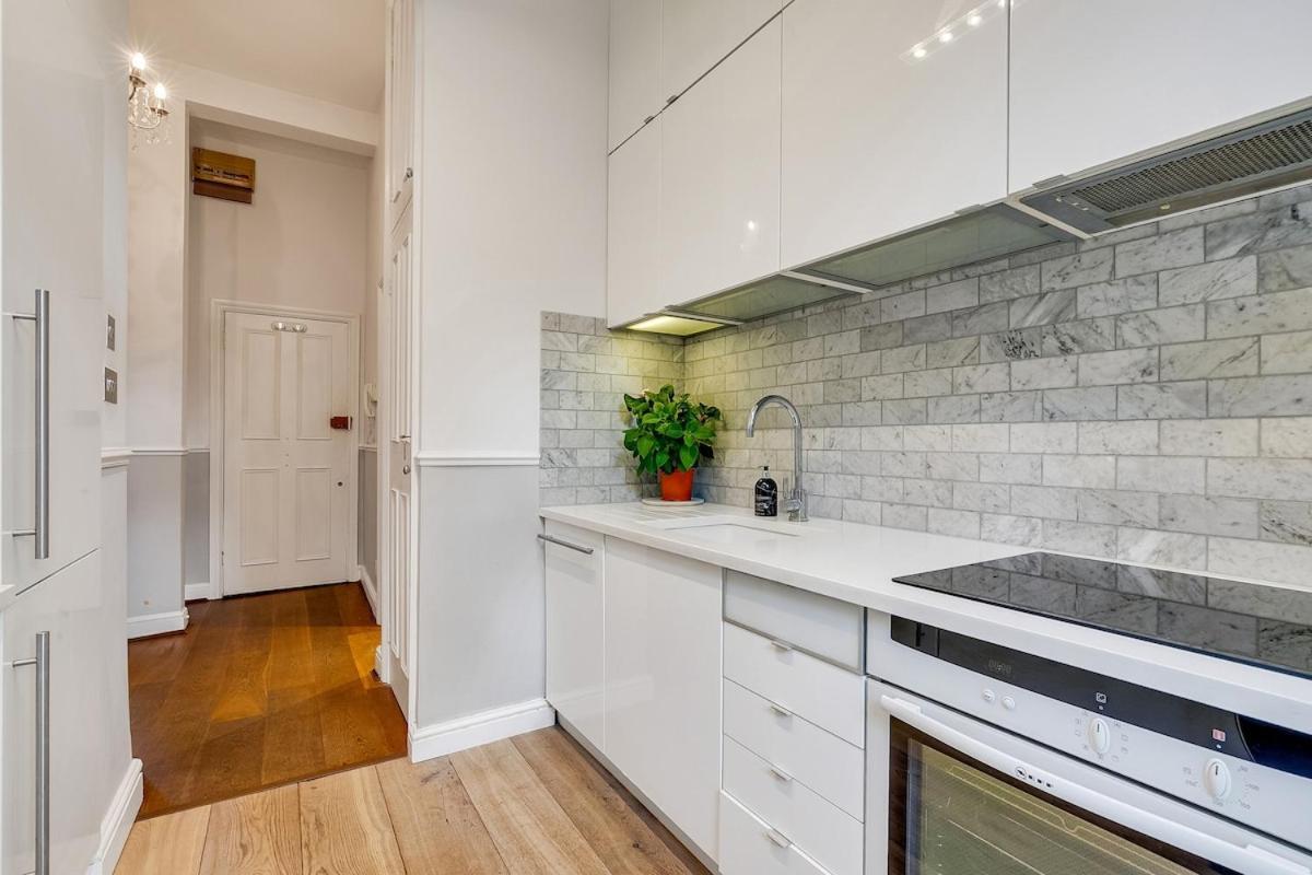 Апартаменты Luxury Kensington Flat - Private Garden - Tube 4 Min Walk Лондон Экстерьер фото