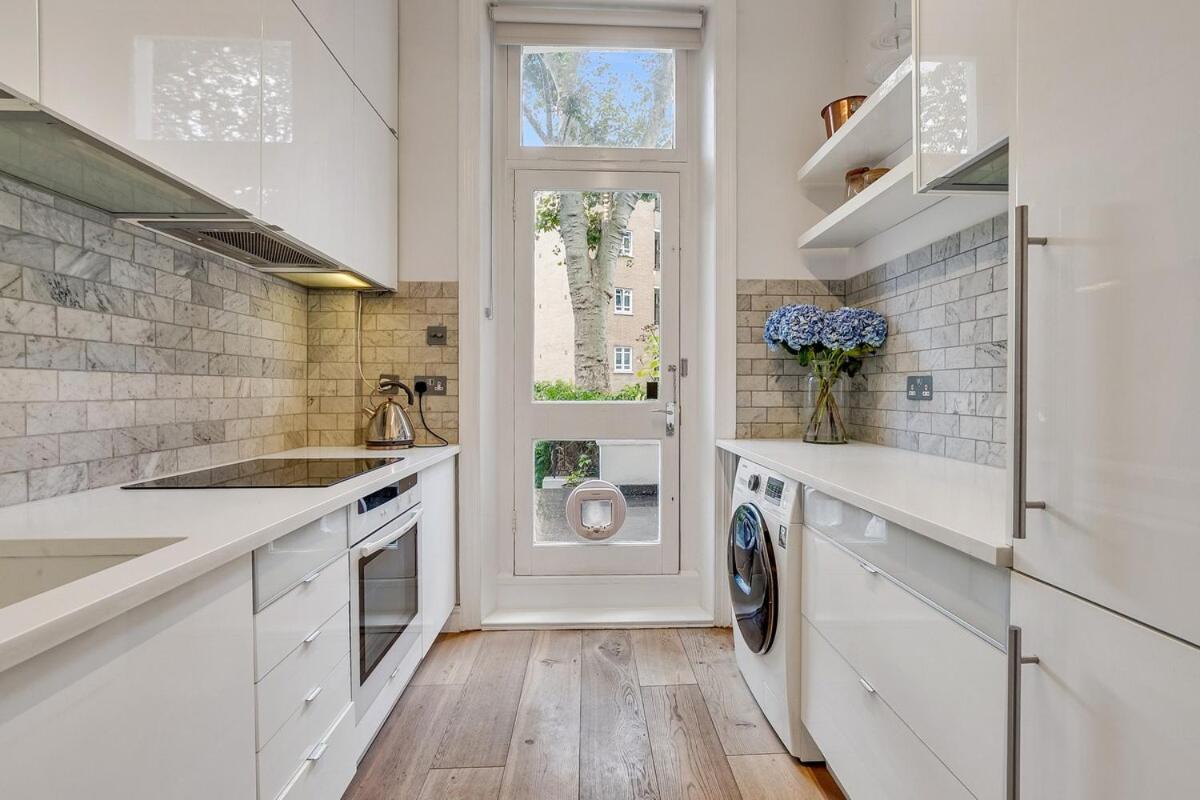 Апартаменты Luxury Kensington Flat - Private Garden - Tube 4 Min Walk Лондон Экстерьер фото